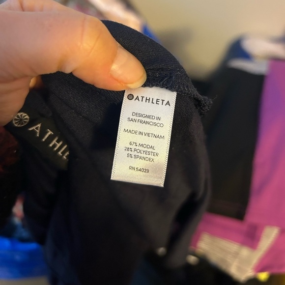 Athleta Navy Blue Cloudlight Asym Side Tie Tank - Picture 5 of 7